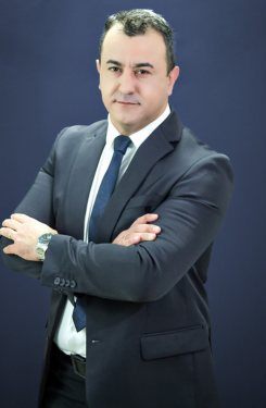 Dr. Max VieiraOAB/RS 79.677